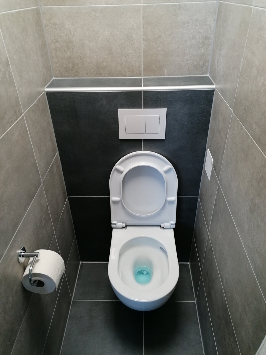 neue Toilette von Geyer Sanitär und Installationen in Schlierbach